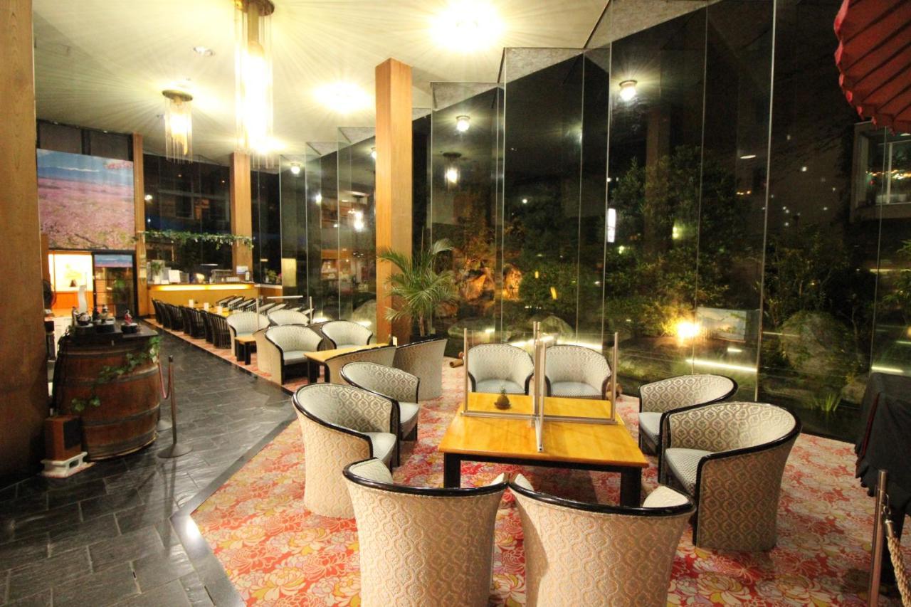 Hotel Hatta Fuefuki Exterior photo